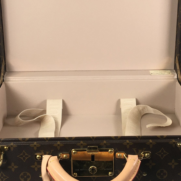 LOUIS VUITTON Monogram Cotteville 45 Travel Bag - Picture 7 of 13